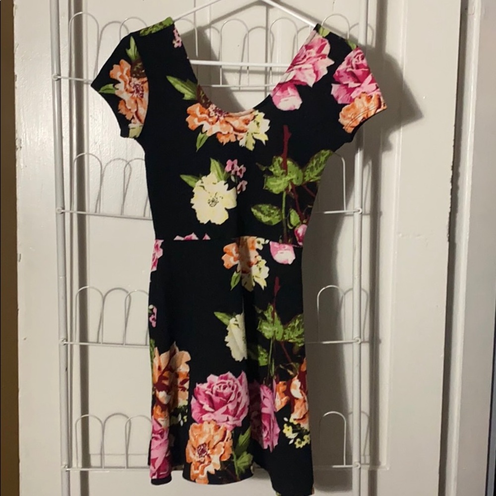 Planet Gold dress. Size M